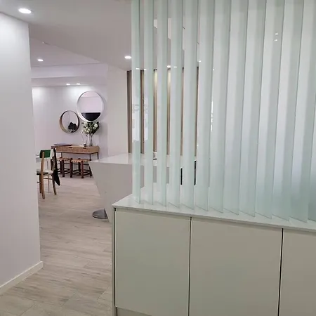 아파트 Front - Sea And Sunset Views 포보아데바짐