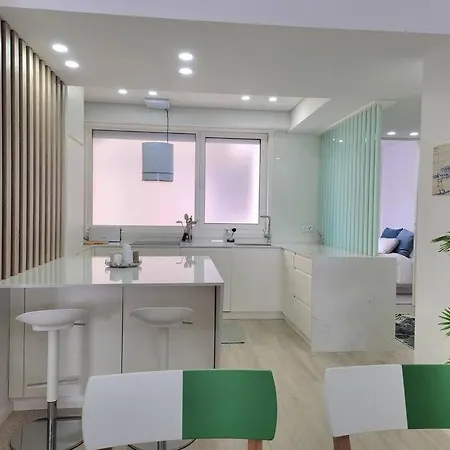 Front - Sea And Sunset Views Apartment *