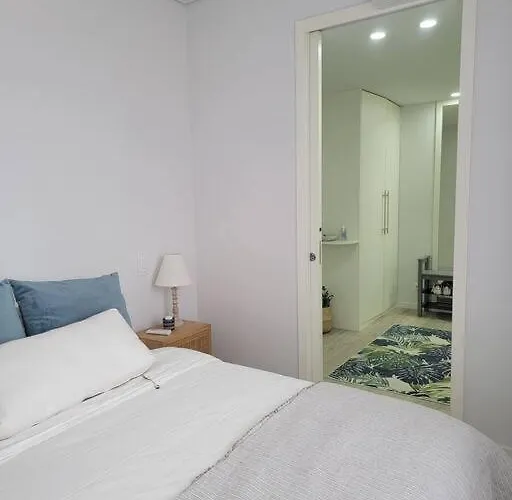 Front - Sea And Sunset Views Apartman *